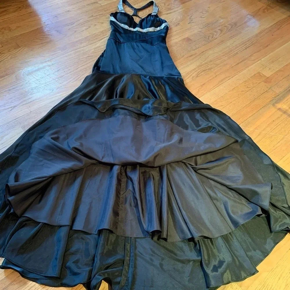 **NEW Privada Collection Formal Beaded Gown - Picture 11 of 15